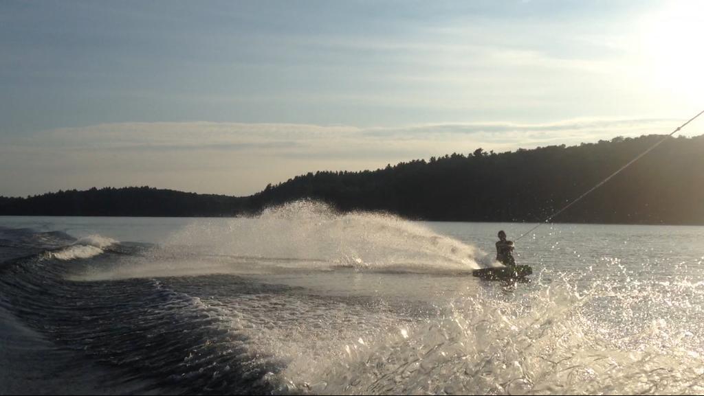 Little Hawk Resort&Marina Algonquin Highlands Exterior foto