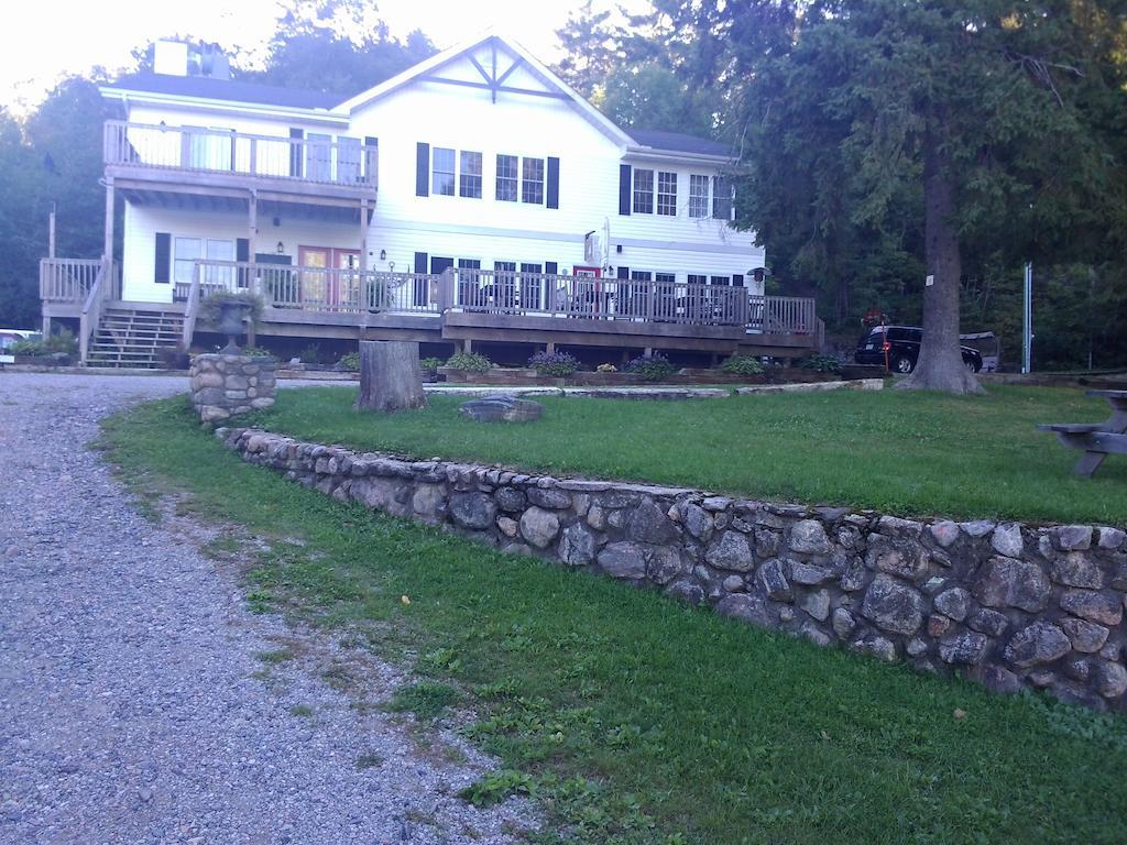 Little Hawk Resort&Marina Algonquin Highlands Exterior foto