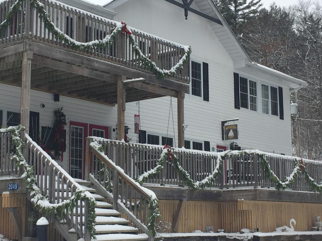 Little Hawk Resort&Marina Algonquin Highlands Exterior foto